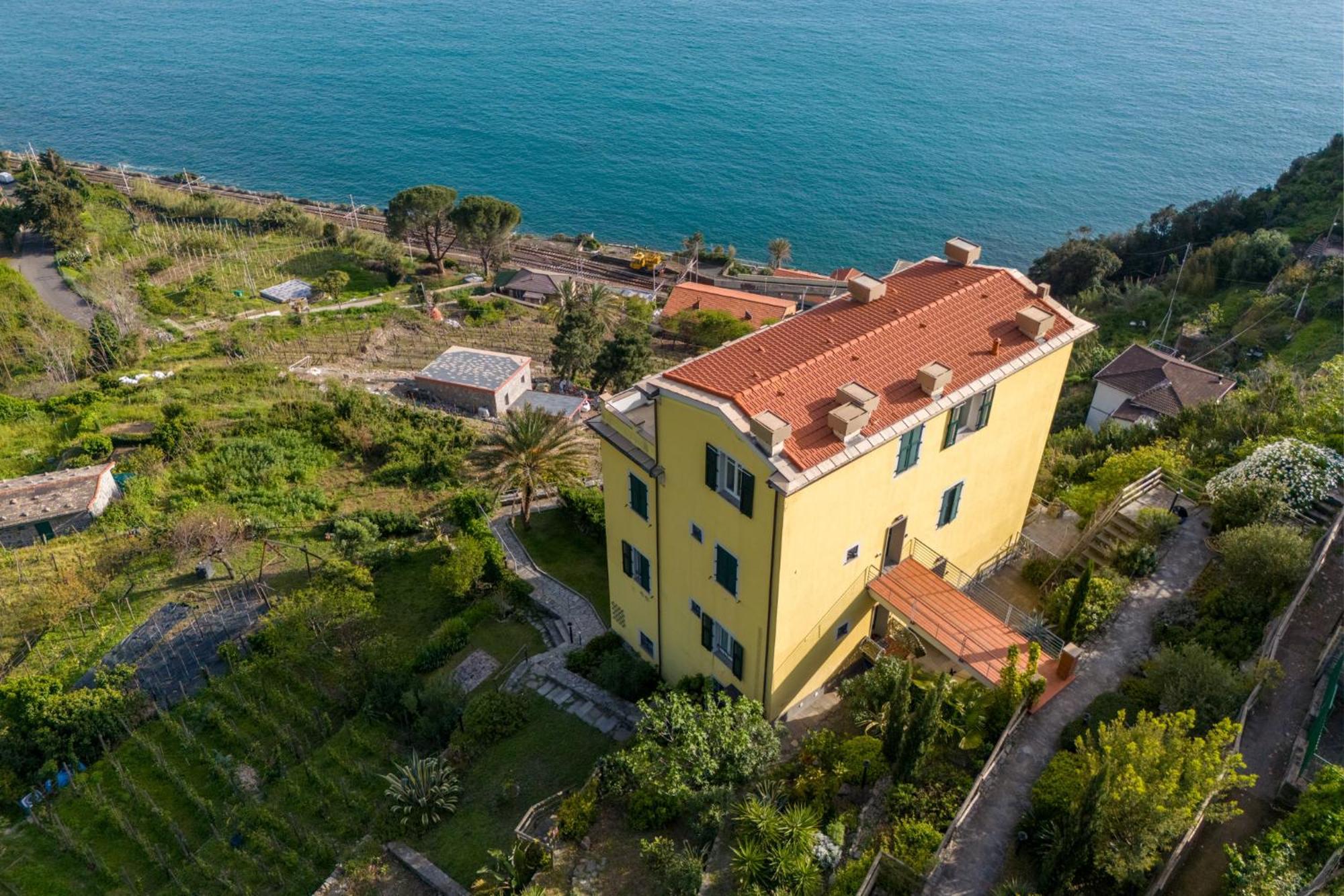 NEW 2022 Hanging Garden Corniglia Exterior foto
