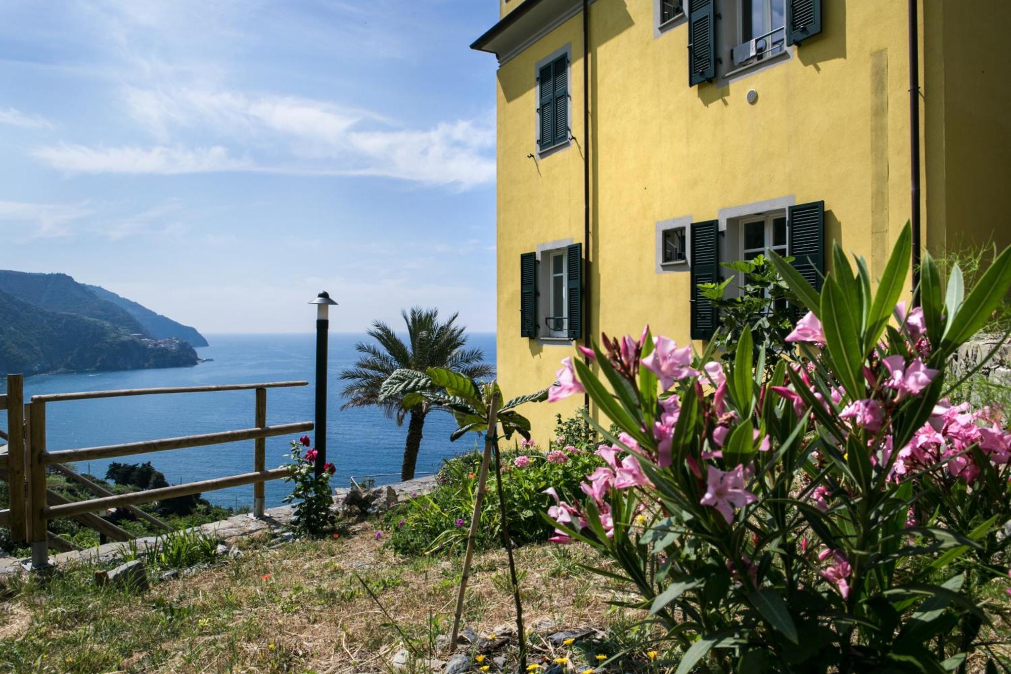 NEW 2022 Hanging Garden Corniglia Exterior foto